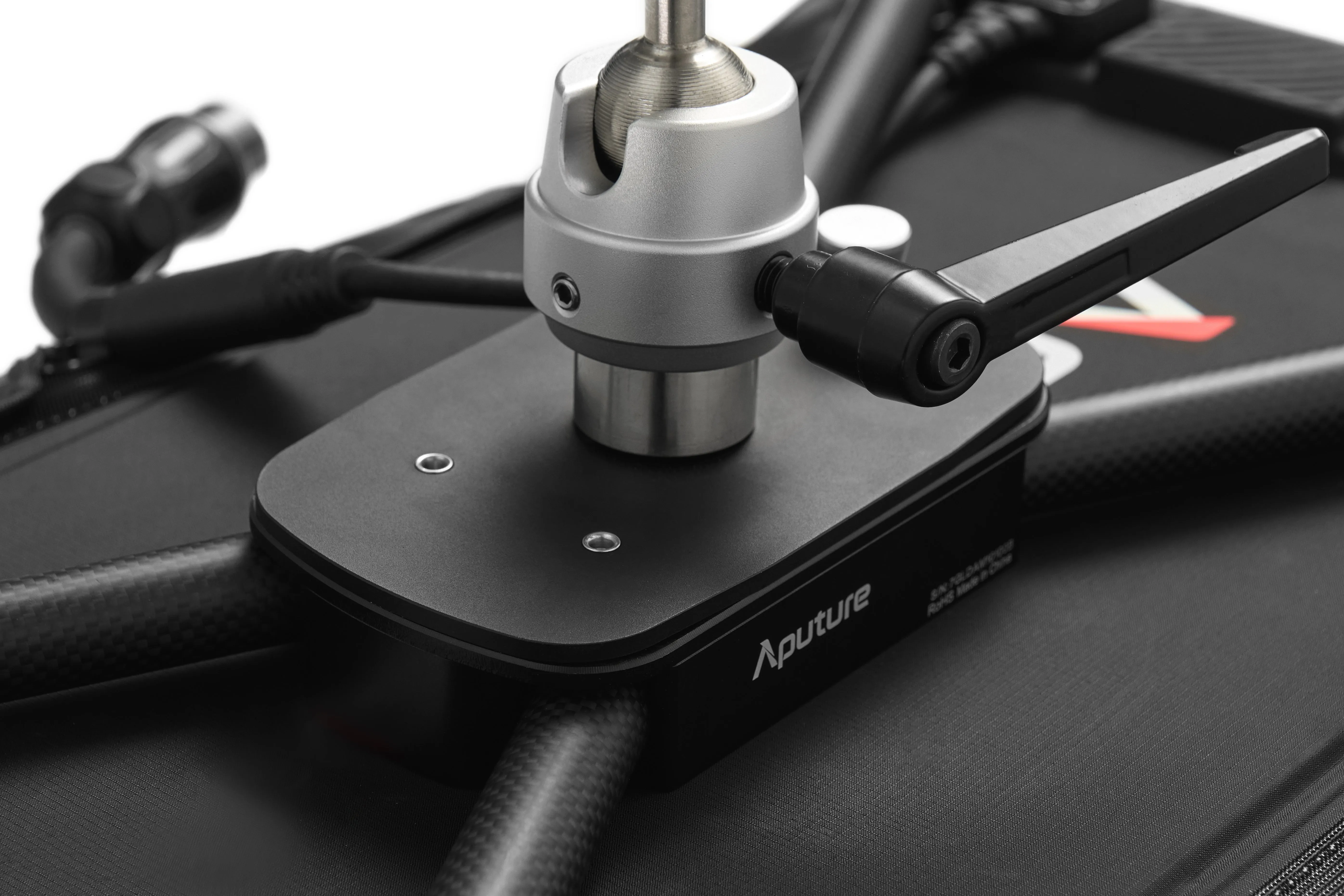 Aputure INFINIMAT 1'x4' UK Kit