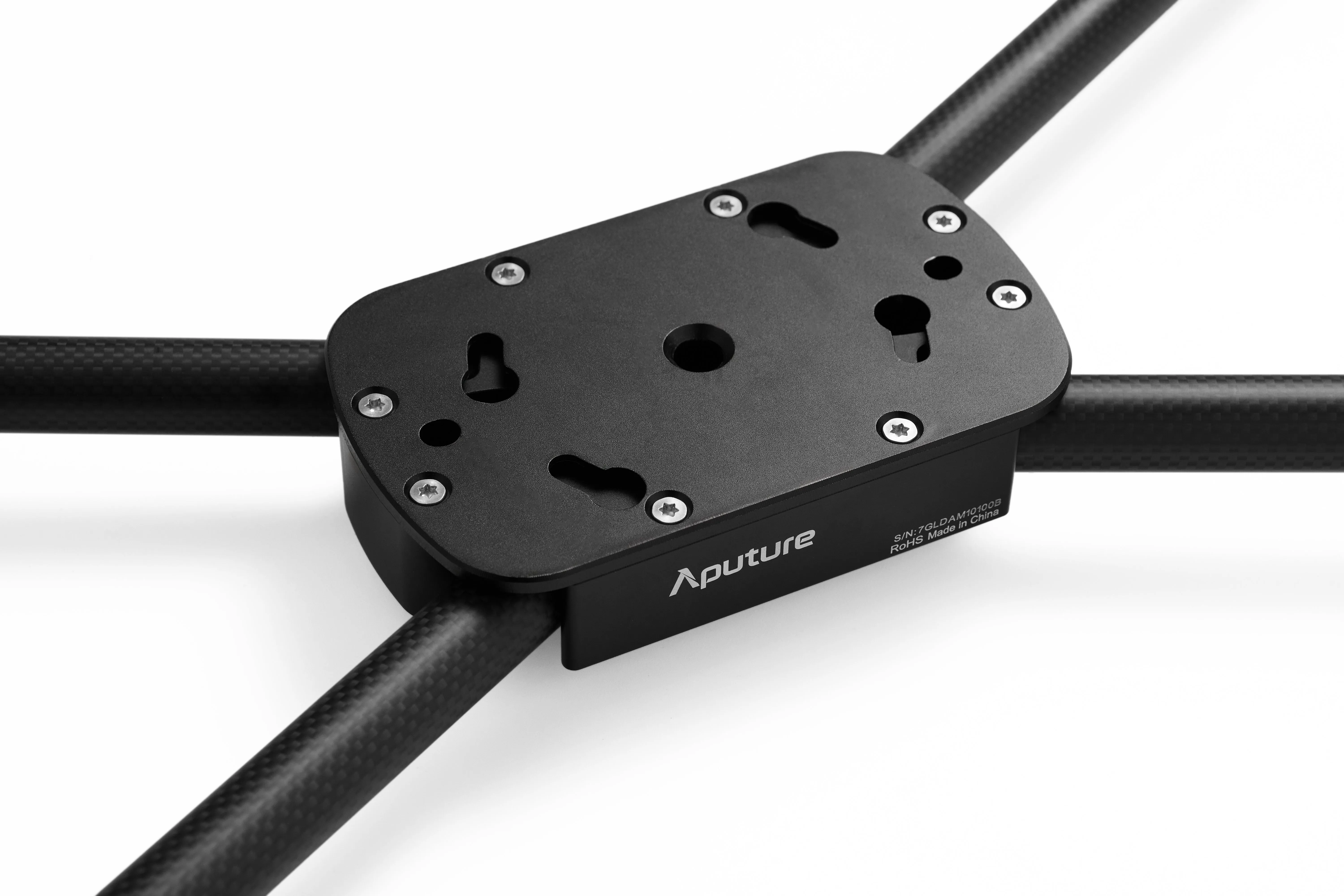 Aputure INFINIMAT 1'x4' UK Kit