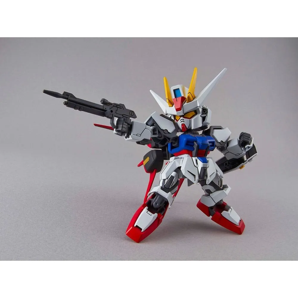 Bandai 5057598 SD Gundam EX-Standard 002 Aile Strike Gundam
