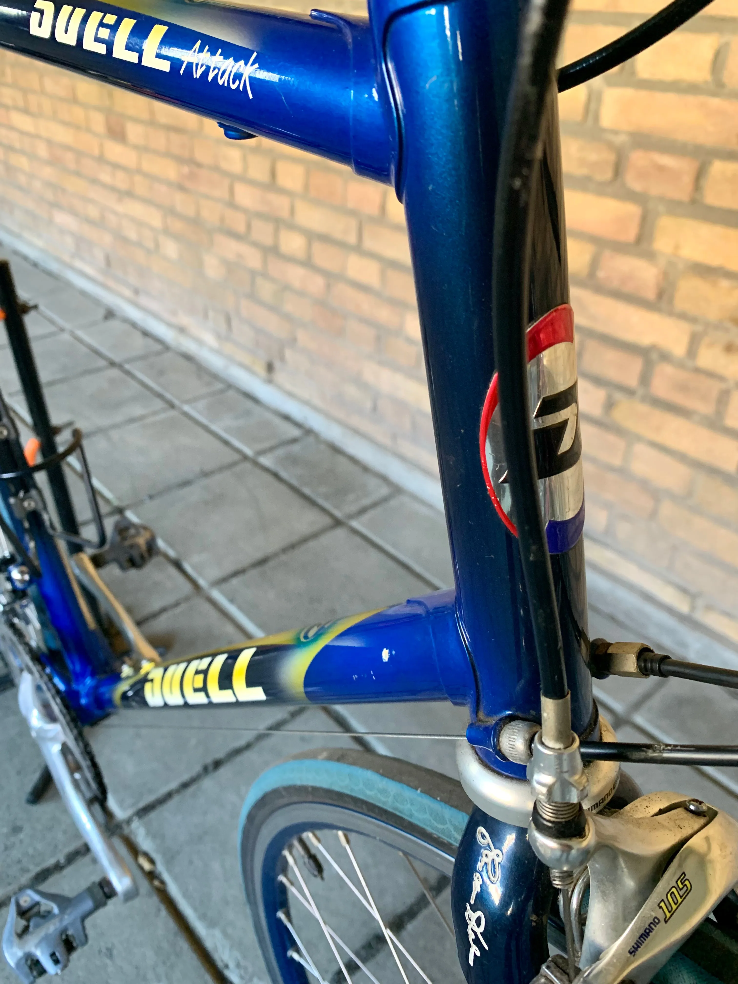Duell Attack 61cm Columbus Nueron