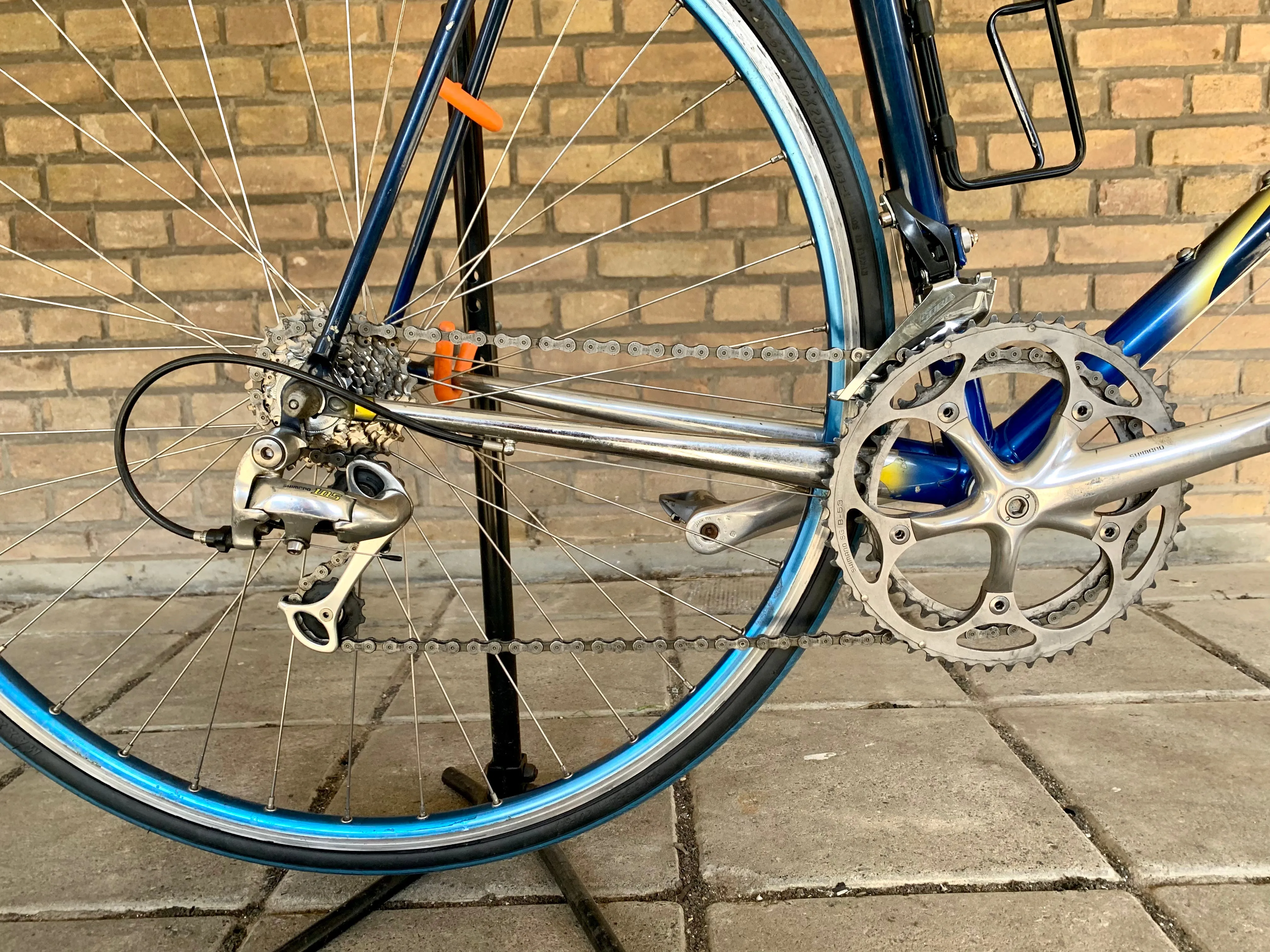 Duell Attack 61cm Columbus Nueron