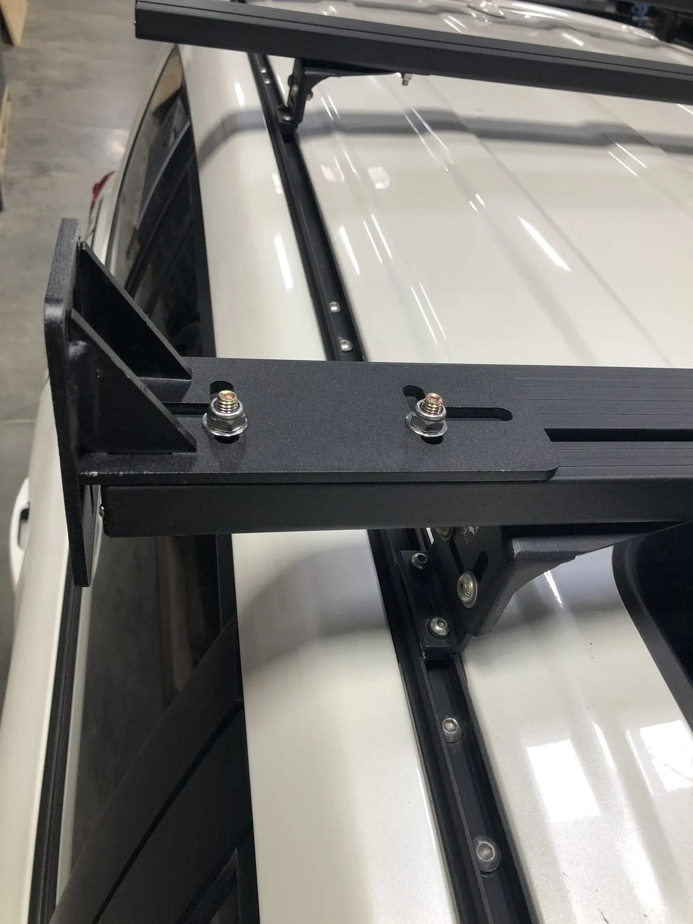 Eezi-Awn K9 Load Bar Awning Mount