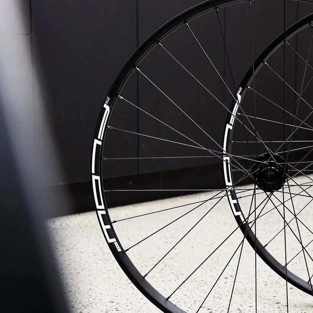 Flow Ex3 On Dt350 27.5" Wheelset
