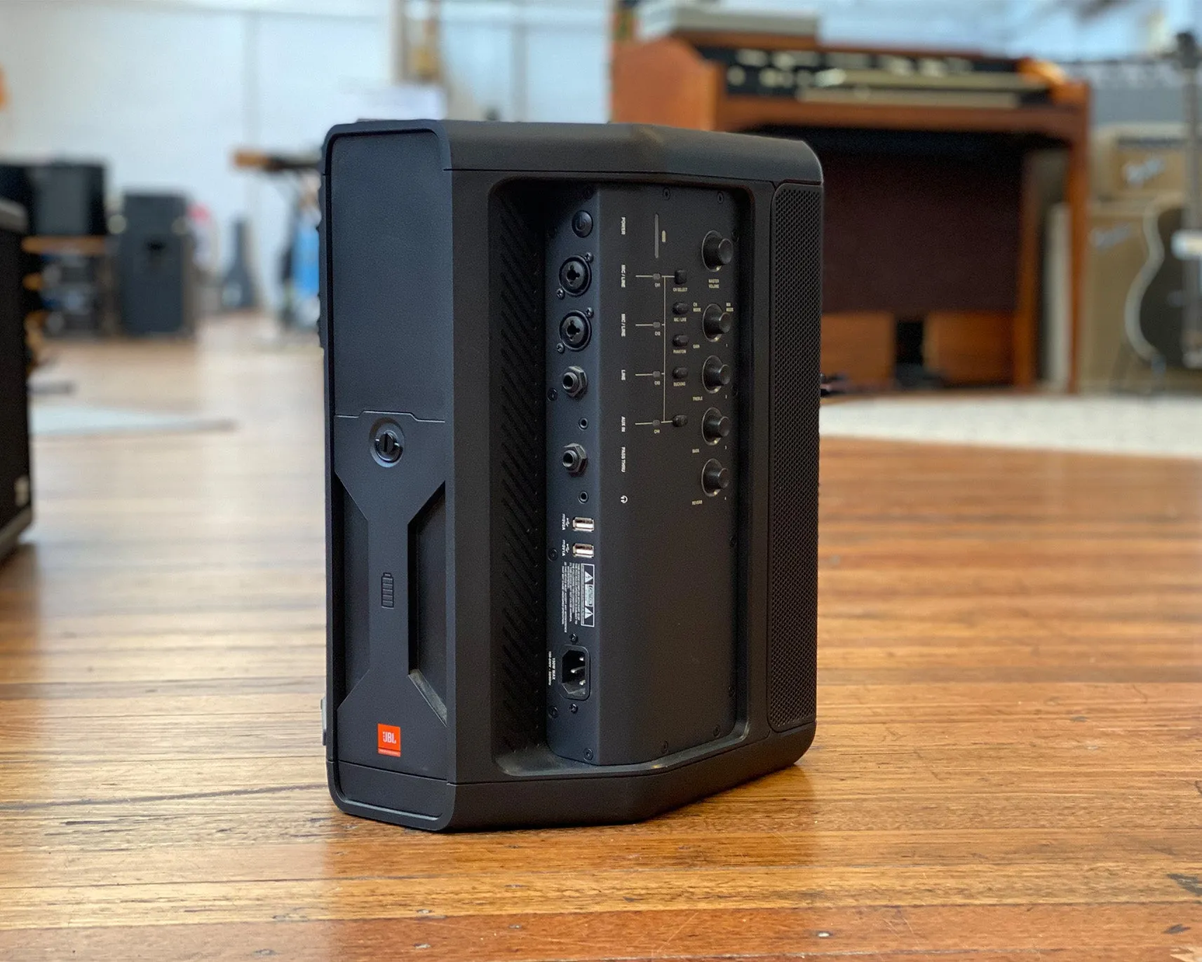JBL Eon One Compact Rechargeable PA Speaker