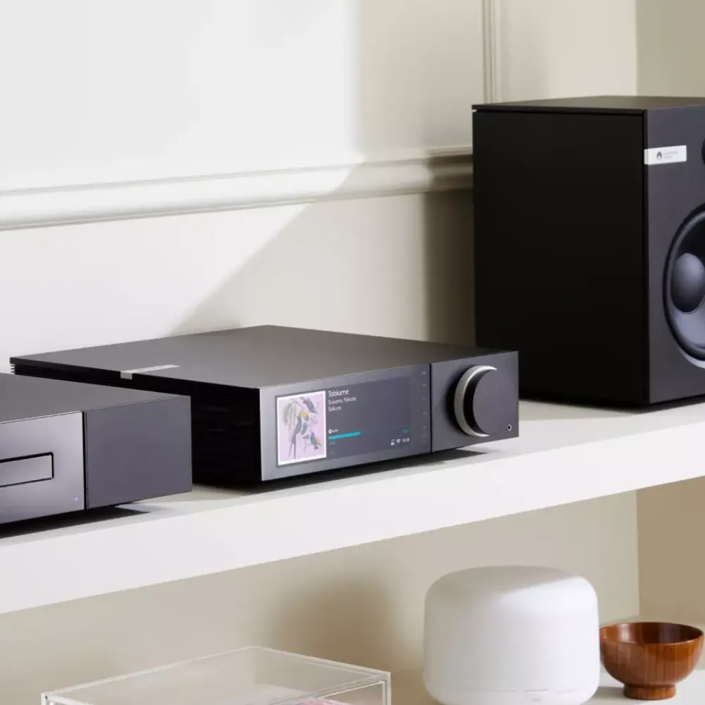 KEF LS50 META BOOKSHELF PACKAGE