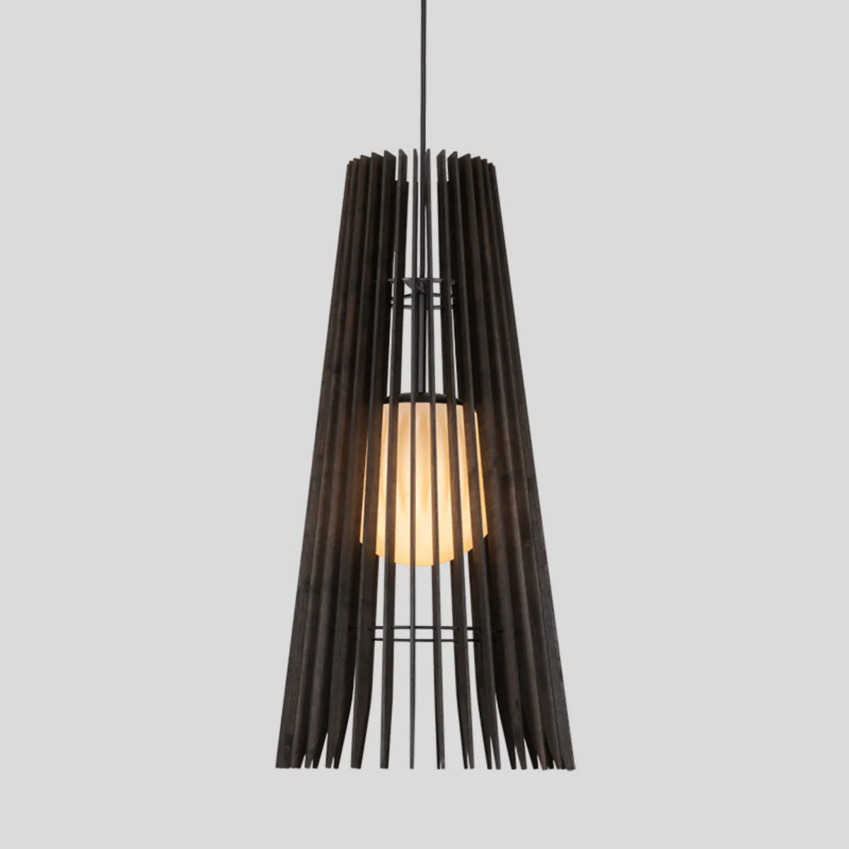 Lex 28 Pendant