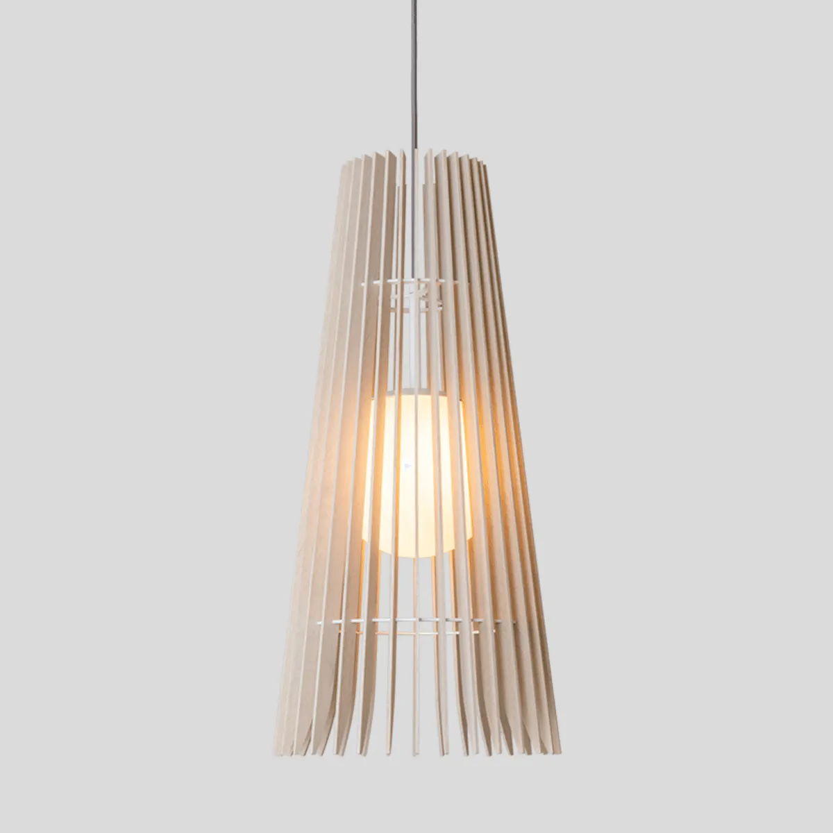 Lex 28 Pendant