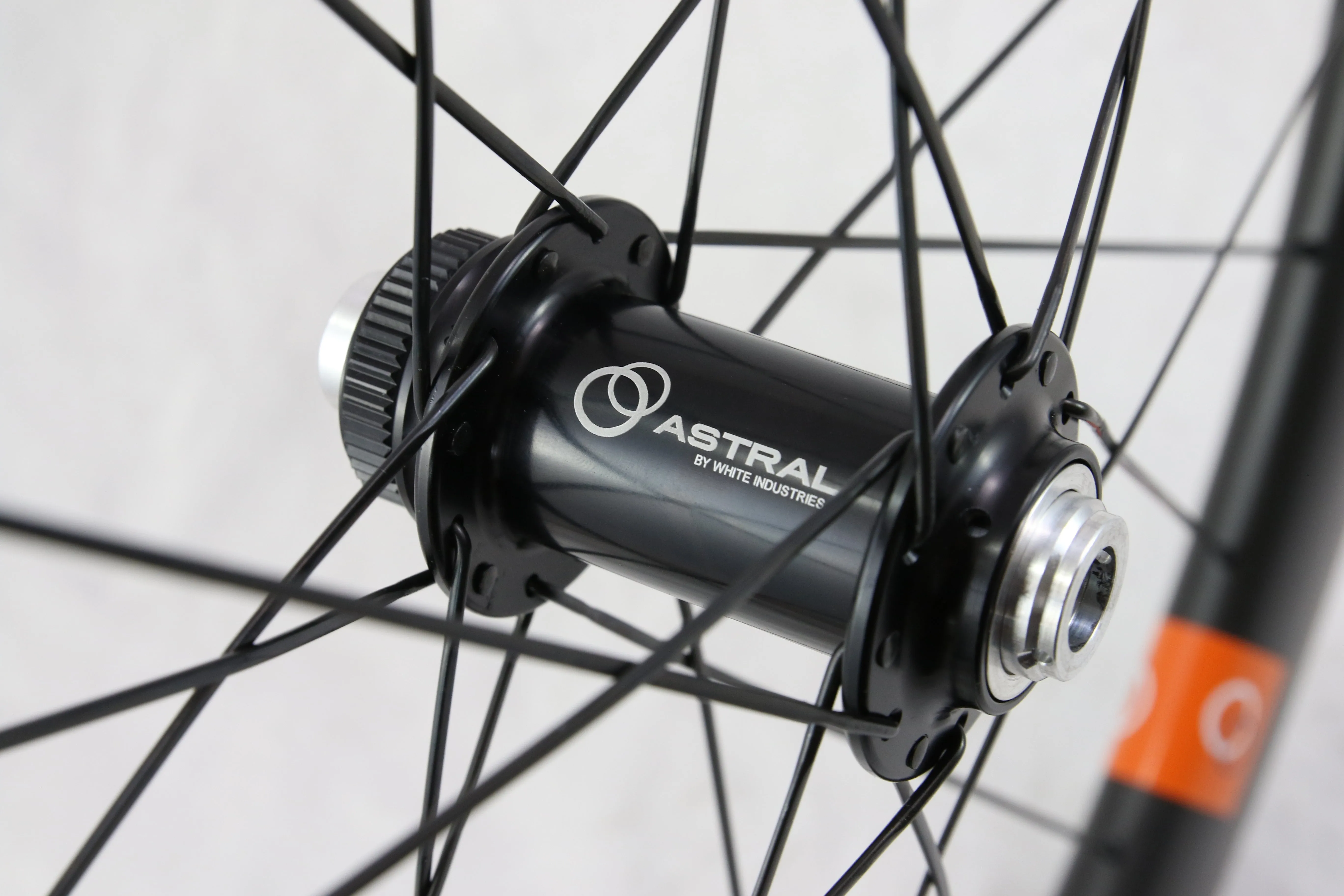 Outback Carbon, 650b, Astral Approach hubs