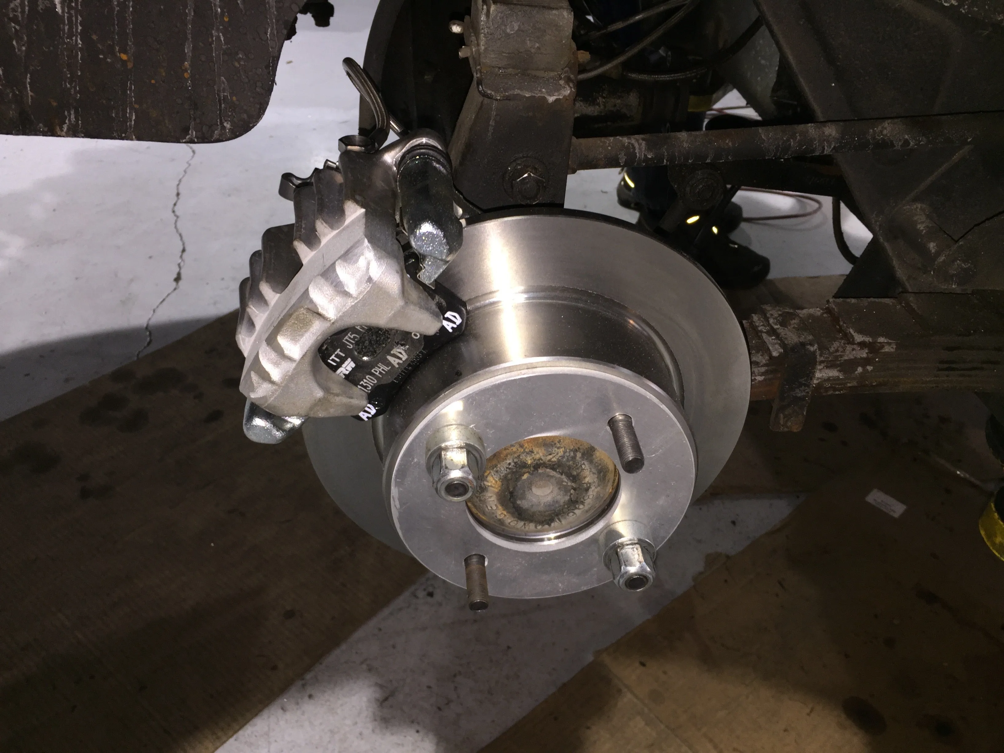 Rear Disc Brake Kit for Spridgets (with Quarter Elliptical Springs)