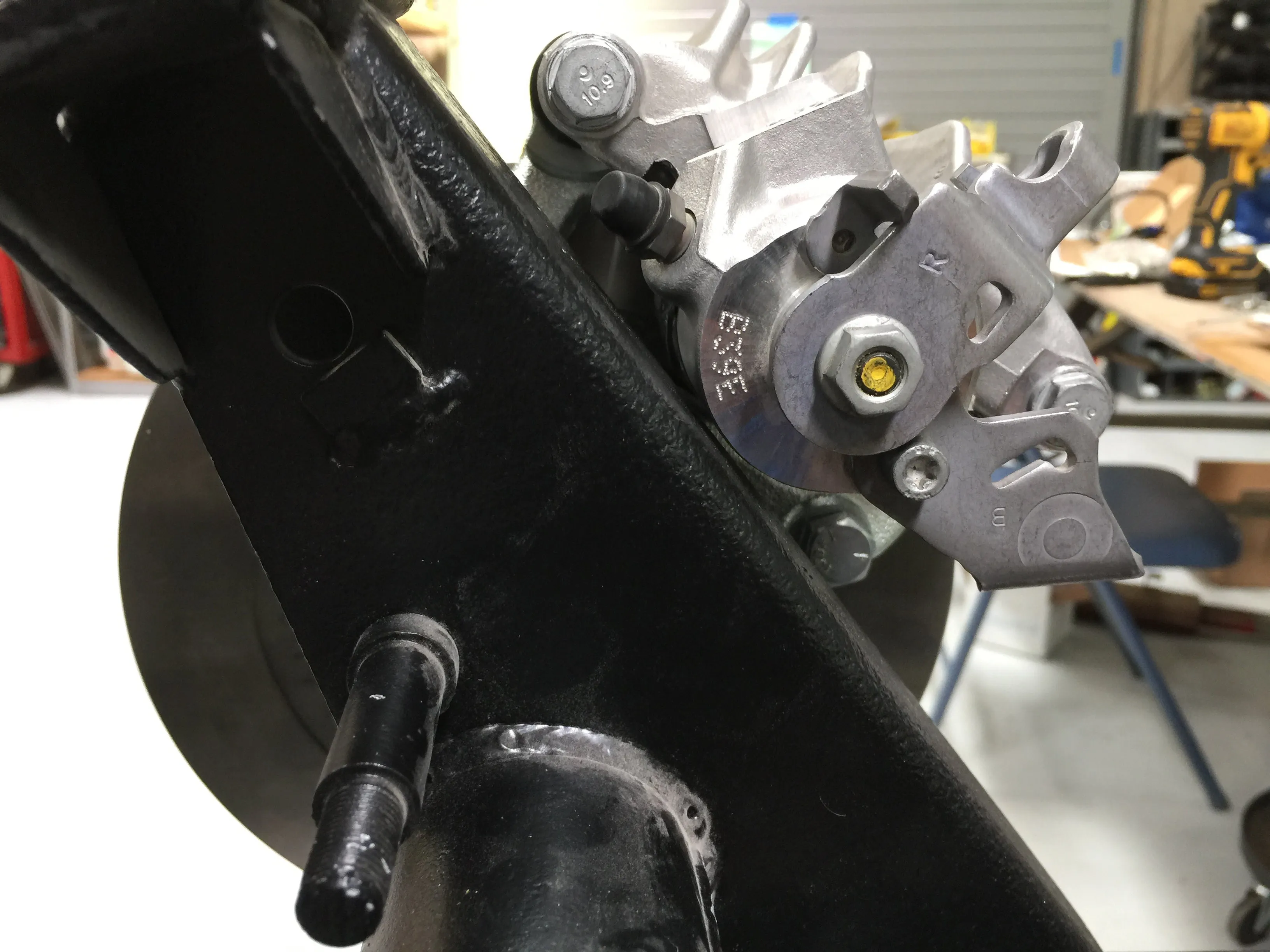 Rear Disc Brake Kit for Spridgets (with Quarter Elliptical Springs)