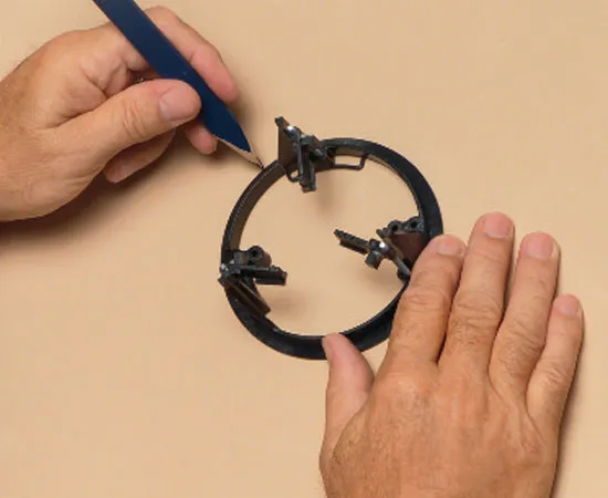Round Low Voltage Mounting Bracket,w/ Mounting Wings
