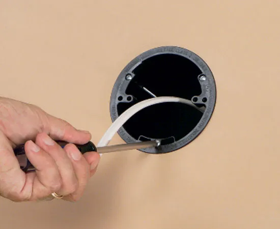 Round Low Voltage Mounting Bracket,w/ Mounting Wings