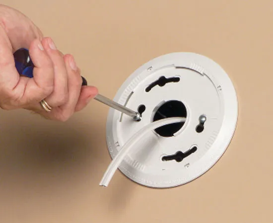 Round Low Voltage Mounting Bracket,w/ Mounting Wings
