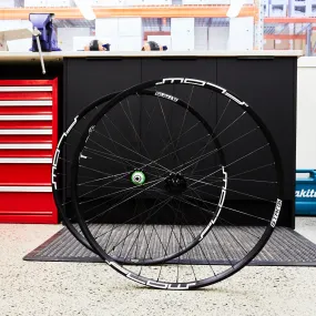 Stan's Notubes Flow EX3 29 Wheelset Hope Pro 5 WBWO