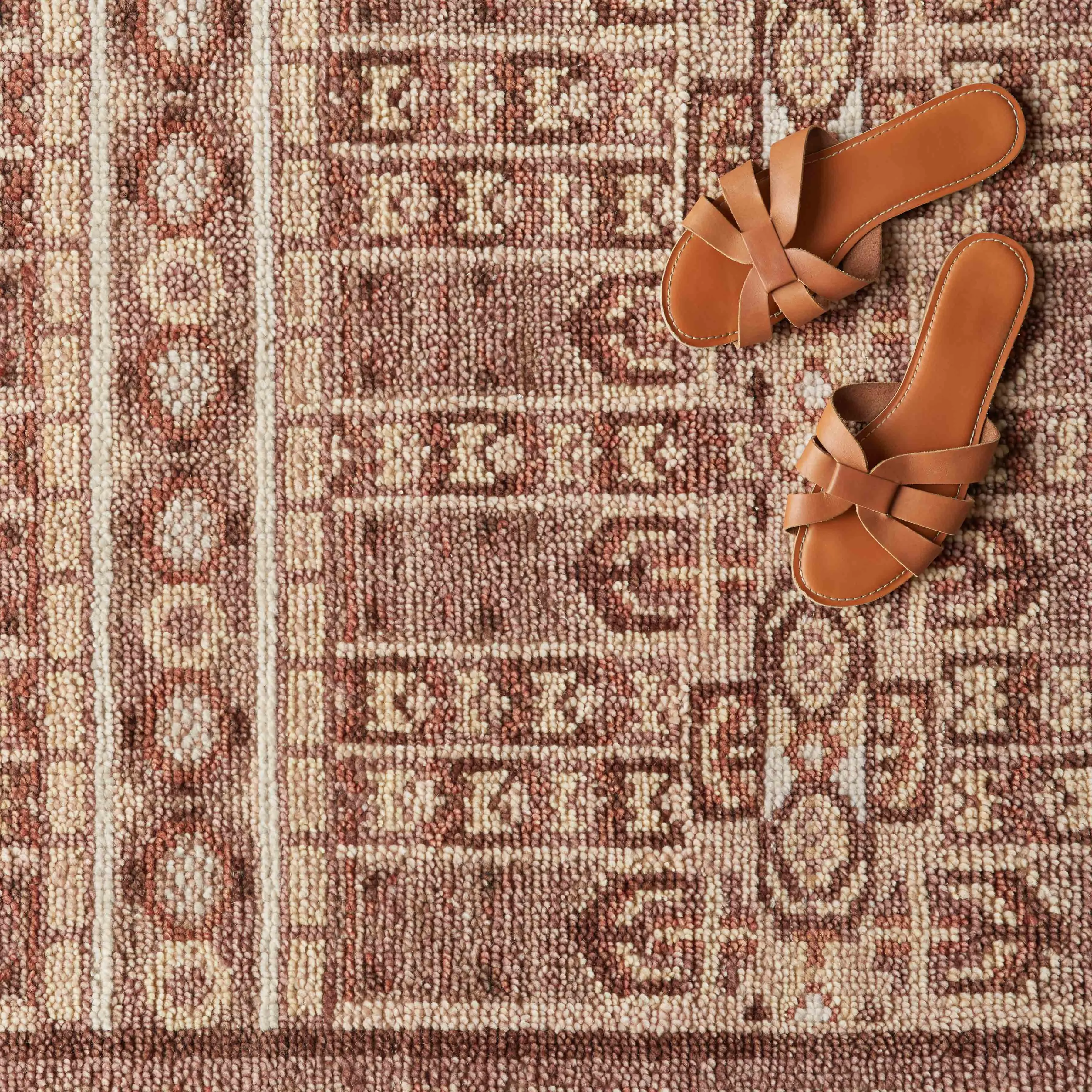 Vahini Hand-Knotted Accent Rug